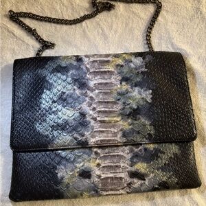 Elegant Black and Gray Snake Print Women's Bag